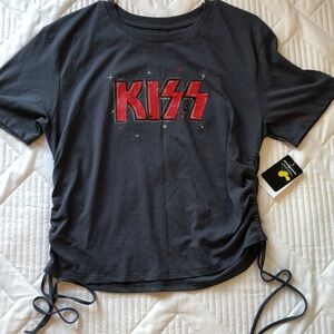 Kiss Rock band| T-shirt| Juniors size XXL| Gray with red logo. Ruched sides